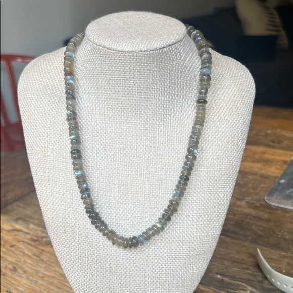Elegant Labradorite Beaded Necklace - Picture 1 of 5